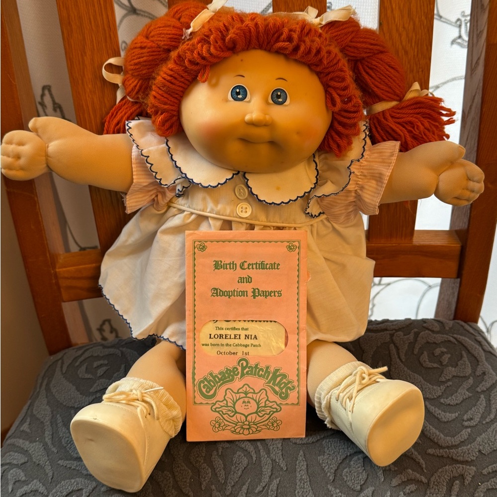 Vintage Cabbage Patch Doll with Clothes - Picture 2 of 11